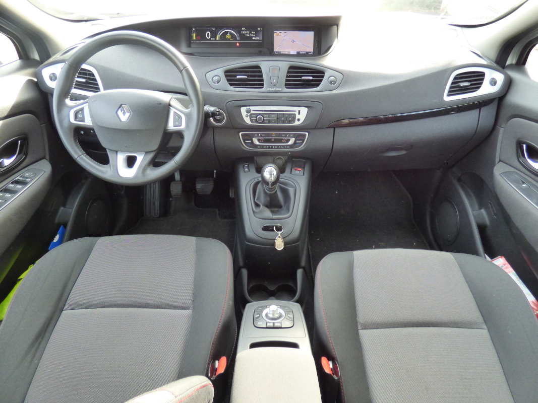 Renault Grand Scenic III 1,5 dci 110 Carminat TomTom BVM6 5 places